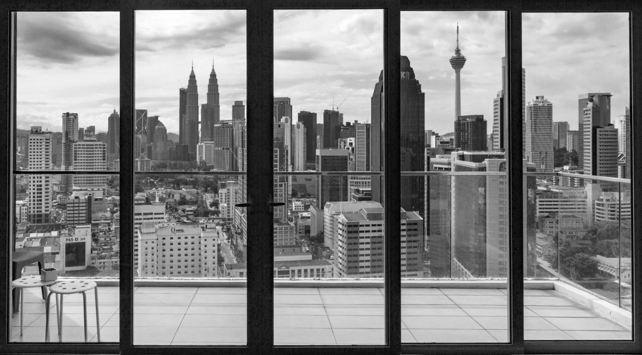 Tuxedo Kl No.1 Rooftop Pool W Skyscraper Views Hotel Куала Лумпур Екстериор снимка