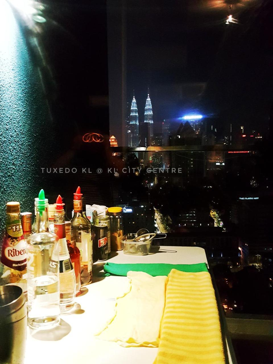 Tuxedo Kl No.1 Rooftop Pool W Skyscraper Views Hotel Куала Лумпур Екстериор снимка