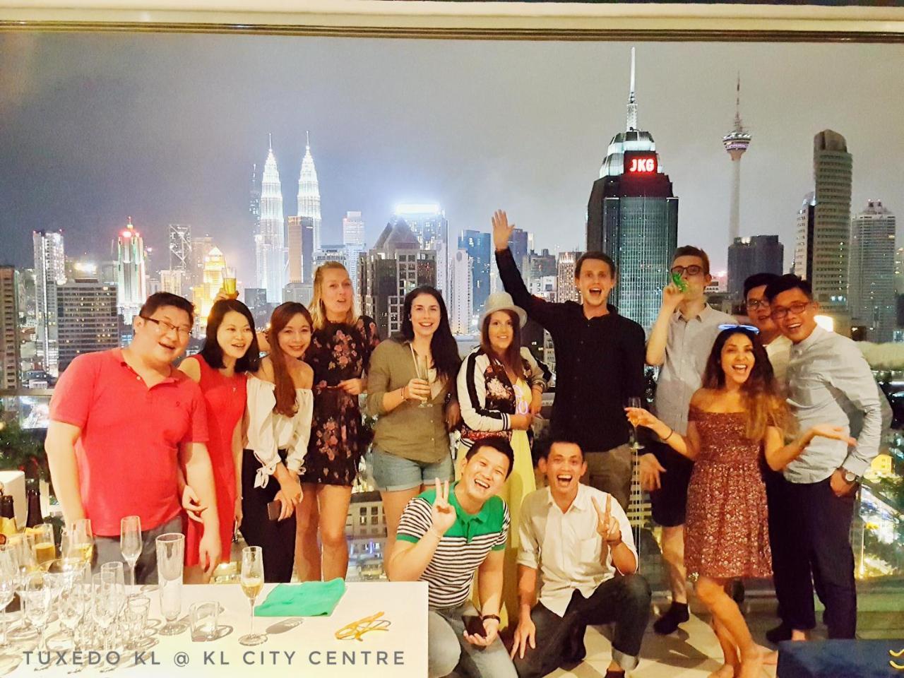 Tuxedo Kl No.1 Rooftop Pool W Skyscraper Views Hotel Куала Лумпур Екстериор снимка